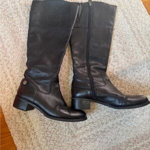 Etienne Aigner Dark Leather Heeled Boots